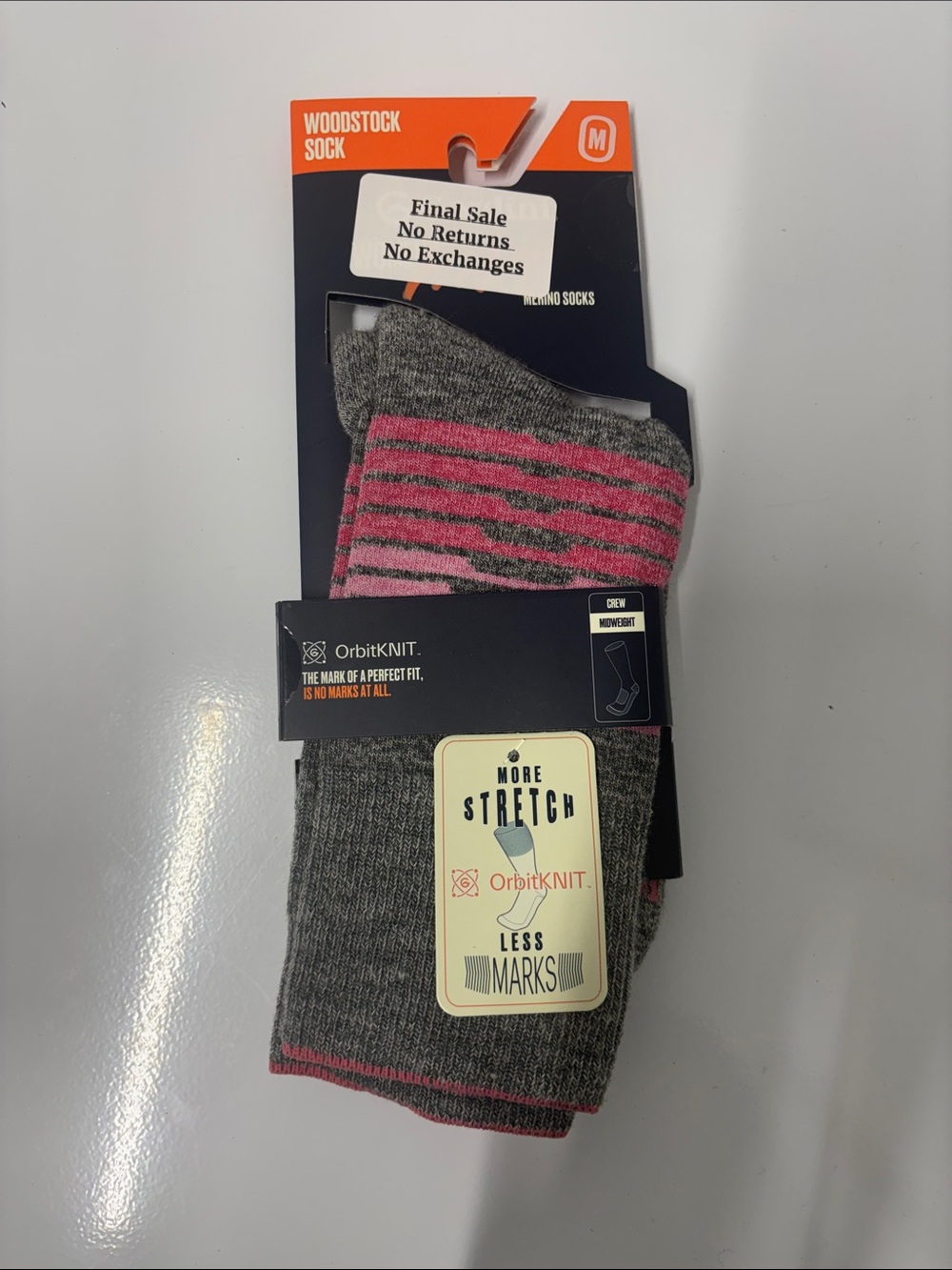 Gordini women’s Woodstock midweight crew sock gray pink size medium NWT